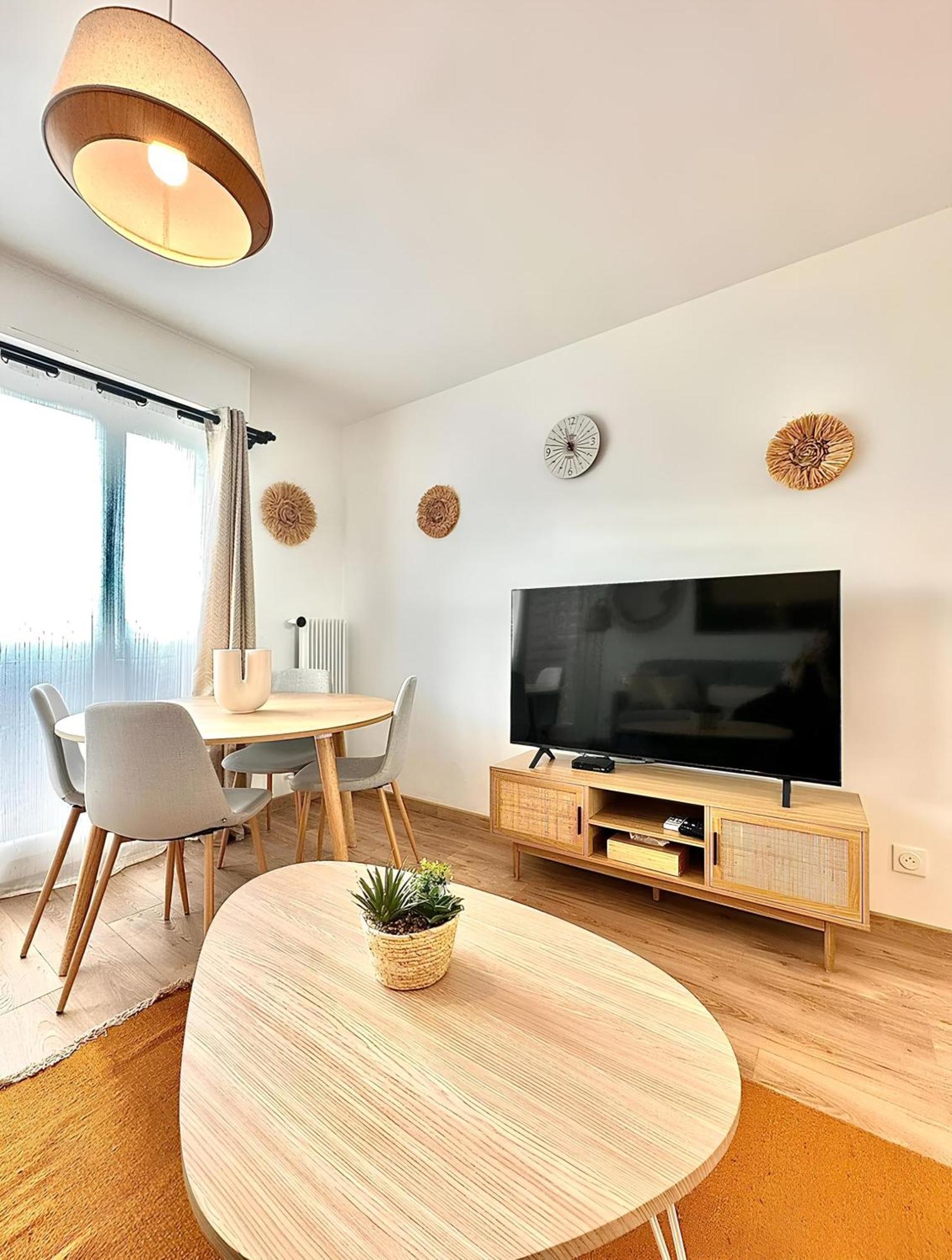Magnifique Appartement En Face Du Stade Velodrome Marseilles Buitenkant foto